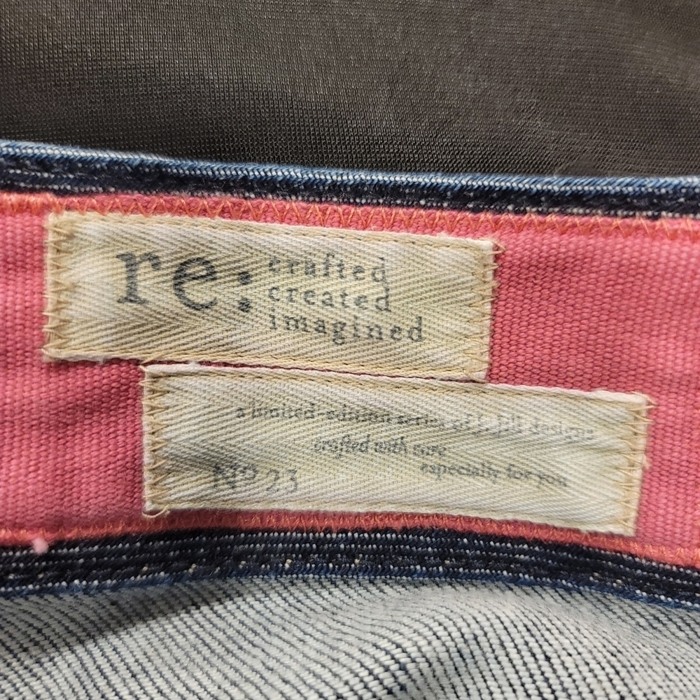 Sz 14 Stretch J. Jill Embroidered Floral Denim Capris - Picture 7 of 10